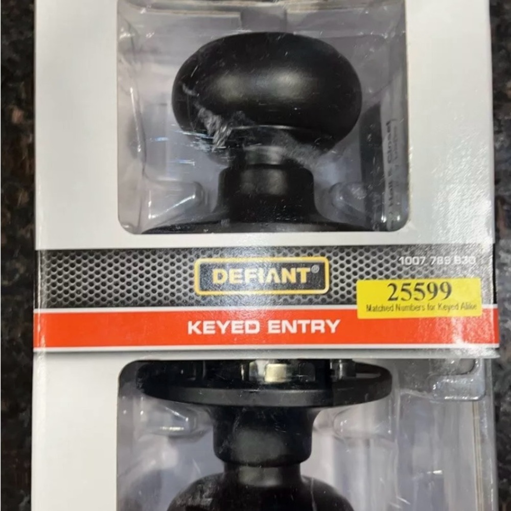 Defiant Black Keyed Entry Door Knob Matte Black New in Box